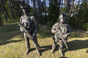  Dėl padidinto biudžeto gynybai anksčiau įsigyti modernūs belgiški kulkosvaidžiai FN MINIMI