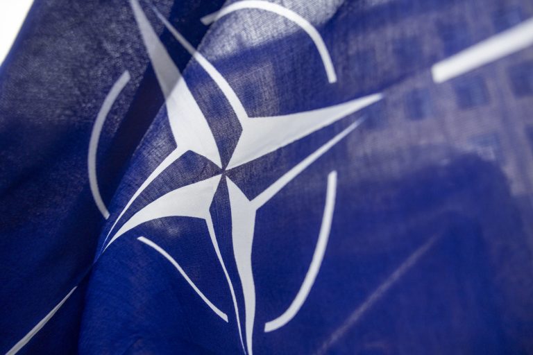 Lietuvos užsienio reikalų ir krašto apsaugos ministrai ragina NATO imtis papildomų priemonių Lietuvos oro erdvės saugumui užtikrinti