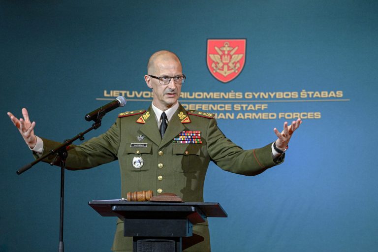 Gynybos štabo viršininkas R. Baltrėnas ramina: nėra nuojautos, kad dėl Vokietijos brigados kažkur įstrigsime