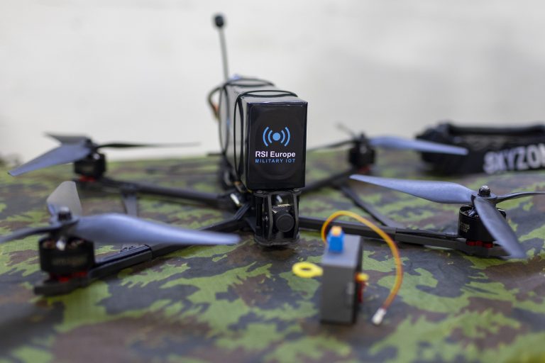 Pirmieji lietuviški koviniai dronai pasiekė kariuomenės sandėlius