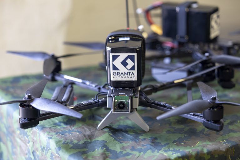  Pirmieji lietuviški koviniai dronai pasiekė kariuomenės sandėlius