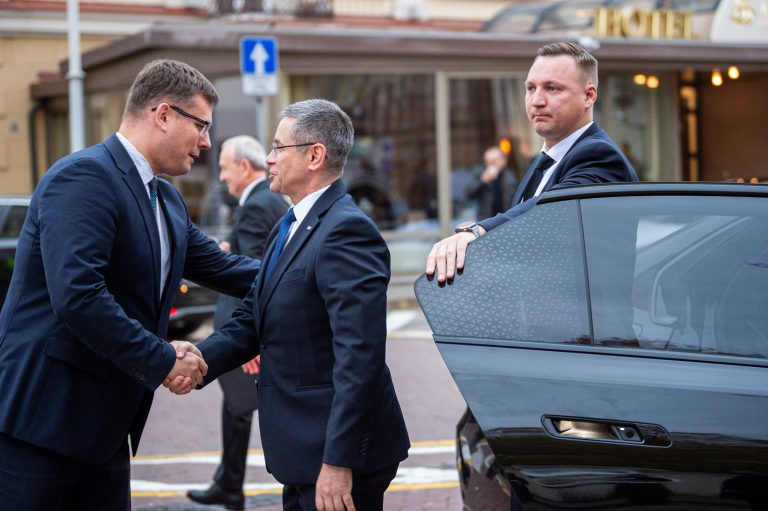  Moldova’s concentration on defence reform provides a substantial basis for mapping out assistance to the Moldovan Armed Forces, says Minister of National Defence L. Kasčiūnas