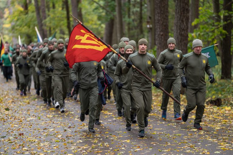 Birutietės kviečia į tradicinį „In Memoriam“ bėgimą: tai įkvepianti bendruomeniškumo jėga