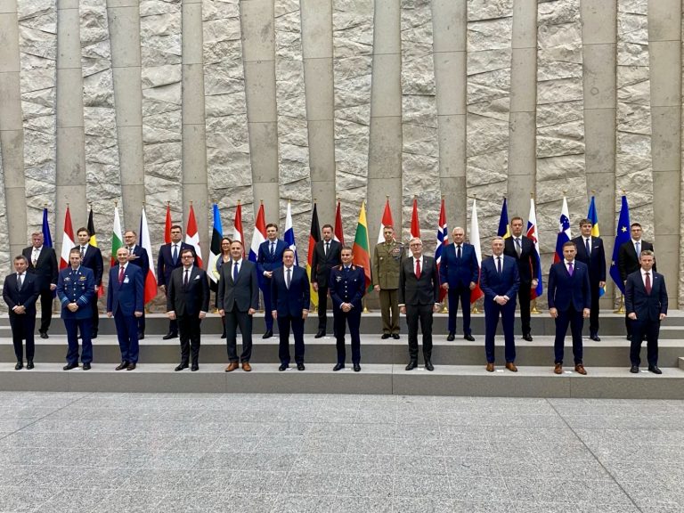  Krašto apsaugos ministras L. Kasčiūnas NATO gynybos ministrų susitikime: turime siekti sutarimo dėl 3 proc. gynybai viso Aljanso mastu