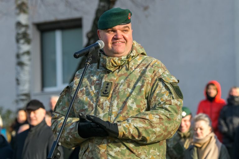Generolo Jono Žemaičio Lietuvos karo akademijai vadovaus plk. R. Dumbliauskas