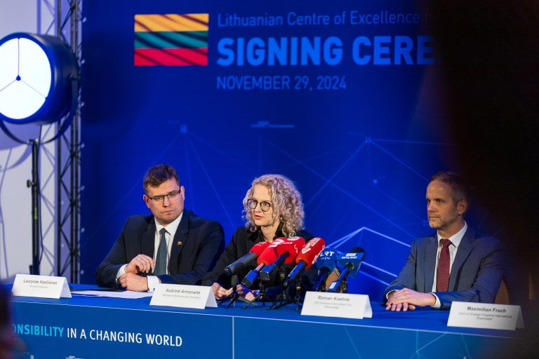  Rheinmetall and Lithuania sign agreements to begin construction of modern artillery ammunition plant