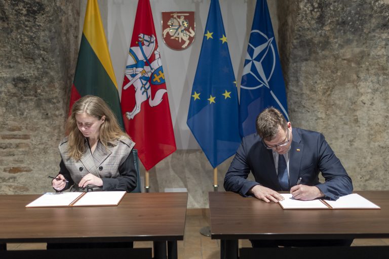  Stiprės krašto apsaugos ir kultūros bei švietimo organizacijų bendradarbiavimas