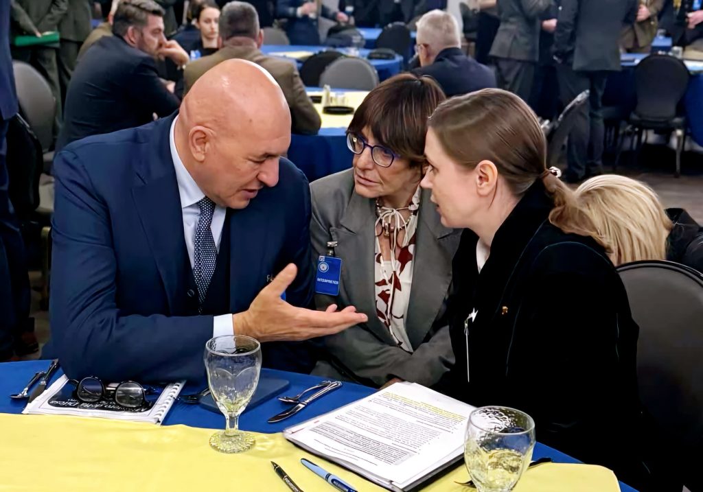 D. Šakalienė Ramšteine vykusiuose dvišaliuose susitikimuose: povandeninės kritinės infrastruktūros apsauga tampa prioritetu