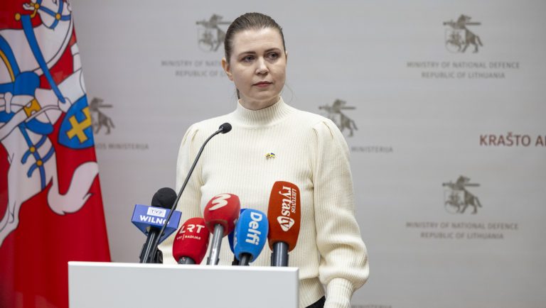 Krašto apsaugos ministrė D. Šakalienė dalyvaus „Ramšteino formato“ susitikime