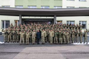  Jaunesniųjų karininkų vadų mokymų priesaika: istorinė diena Lietuvos gynybos ateičiai