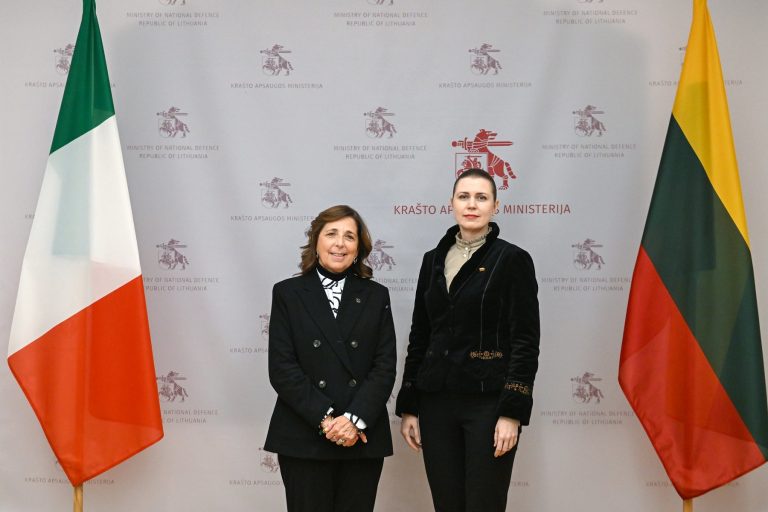 Ministrė D. Šakalienė: Italija skiria pajėgumus NATO Rotacinio oro gynybos modelio įgyvendinimui