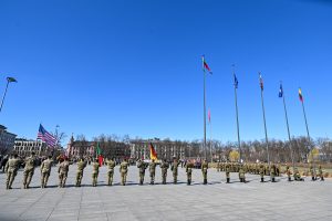  Galingi, nes vieningi: Lietuvoje paminėtos 21-osios narystės NATO metinės