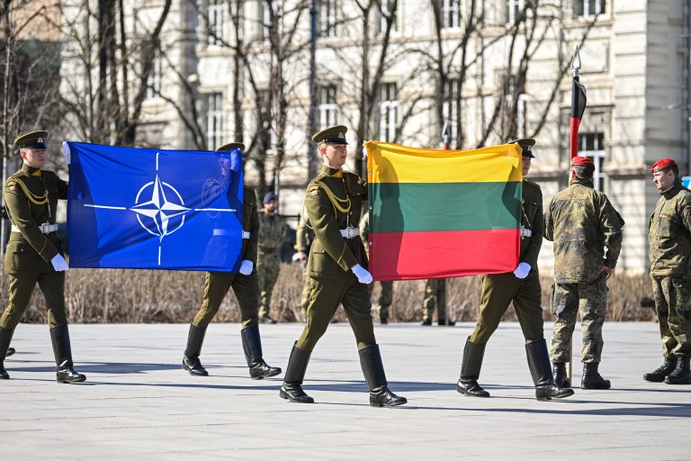Galingi, nes vieningi: Lietuvoje paminėtos 21-osios narystės NATO metinės