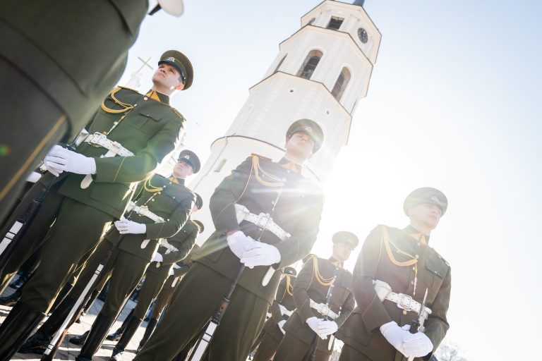 Krašto apsaugos ministerija gerina karių tarnybos sąlygas ir socialinį gerbūvį