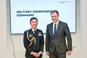  Lietuvoje pirmą kartą su oficialiu vizitu lankėsi Singapūro Respublikos kariuomenės vadas
