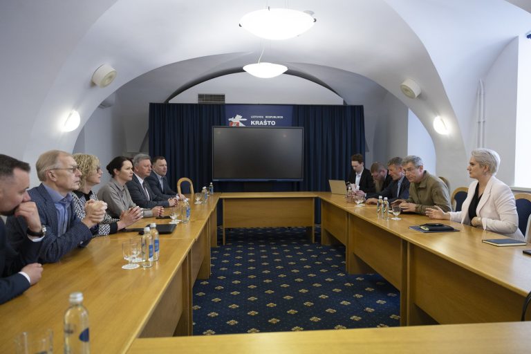 Krašto apsaugos viceministrė ir savivaldybių atstovai sutaria: poligonų plėtra gali tapti galimybe regionams