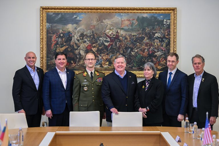 Viceministras K. Aleksa: nėra stipresnio signalo Maskvai nei JAV vėliava šalia mūsų karinių padalinių
