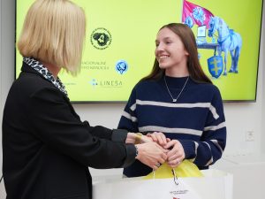  Apdovanoti tvirčiausias žinias pademonstravę Pilietiškumo egzamino nugalėtojai