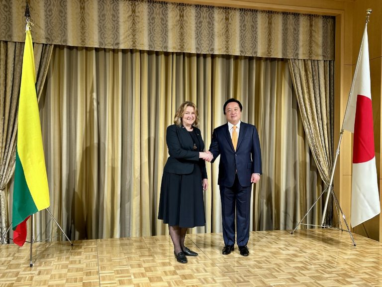 Krašto apsaugos viceministrė L. Maskaliovienė: Lietuva ir Japonija pradeda naują bendradarbiavimo etapą gynybos pramonės srityje