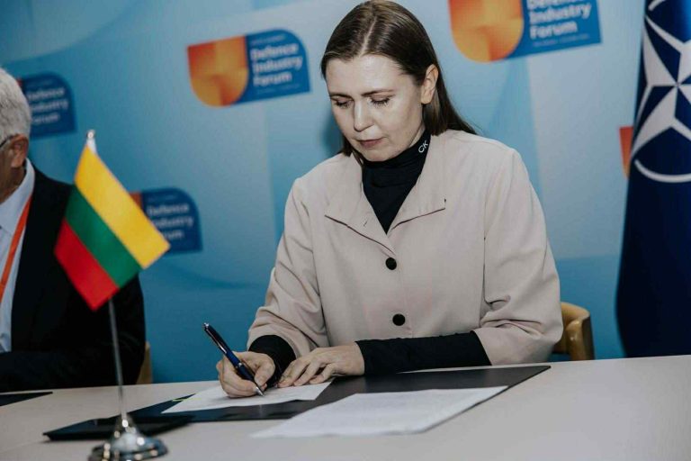  Lithuania strengthens national defence industry with a new Memorandum of Understanding on producing ammunition in Lithuania