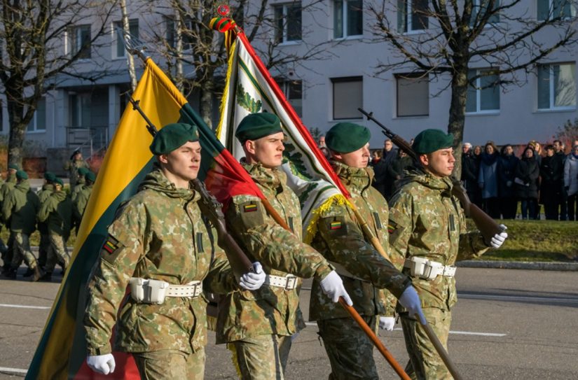Atsargos majoras D. Antanaitis: „Nežinote, ką veikti toliau? Rinkitės karininko kelią!“