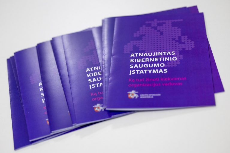 Startuoja nemokami kibernetinio saugumo vadovų ir analitikų nuotoliniai mokymai