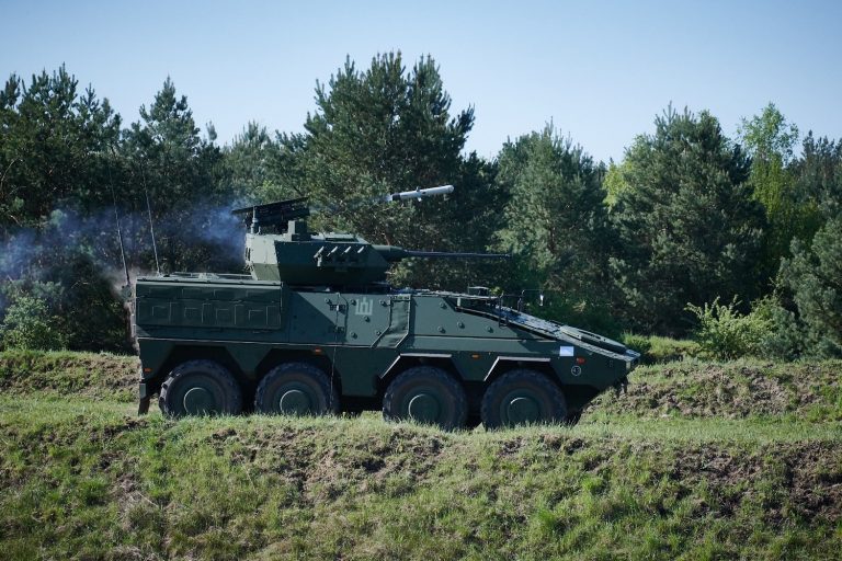 Kariuomenės atsargas papildė nauja partija „Spike“ LR2 raketų