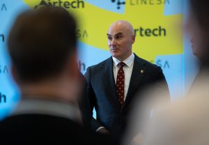  Tauragėje duris atvėrė „Airtech“ – jaunimui atsiveria galimybės pažinti dronų technologijas