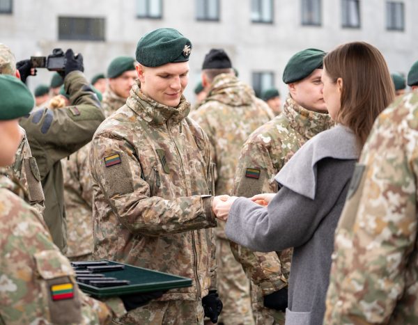  We take an active role in collective defence, says Minister D. Šakalienė at a unit deployment to Kosovo ceremony