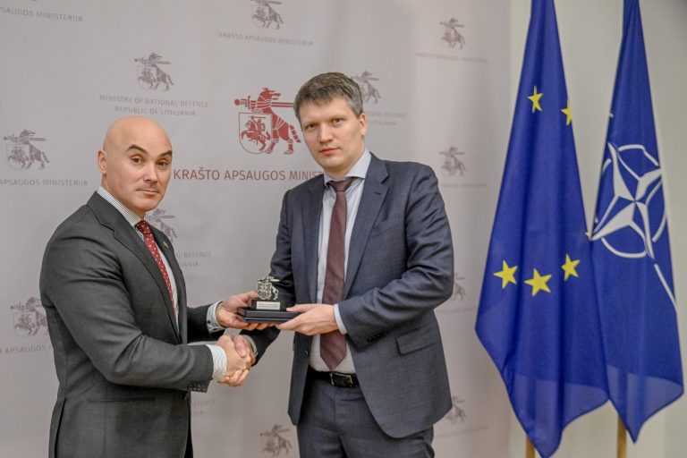 Ukrainos gynybos viceministro vizitas Lietuvoje: stiprinamas dvišalis bendradarbiavimas gynybos pramonėje