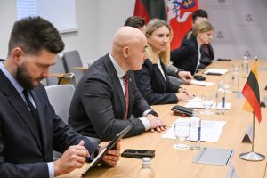  Ukrainos gynybos viceministro vizitas Lietuvoje: stiprinamas dvišalis bendradarbiavimas gynybos pramonėje