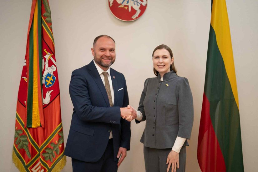 Darbą pradėjo krašto apsaugos viceministras Bronius Bieliauskas