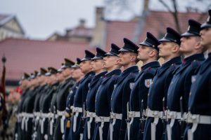  D. Šakalienė Krašto apsaugos ministerijos vėliavą perdavė R. Kaunui