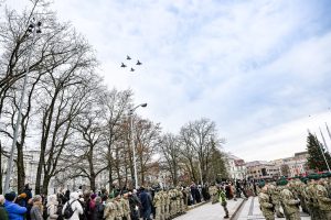  Ministras R. Kaunas: už mūsų taikos ir namų ramybės stovi Lietuvos kariai
