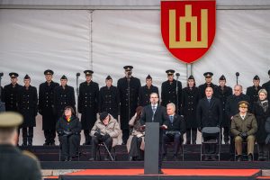  Ministras R. Kaunas: už mūsų taikos ir namų ramybės stovi Lietuvos kariai