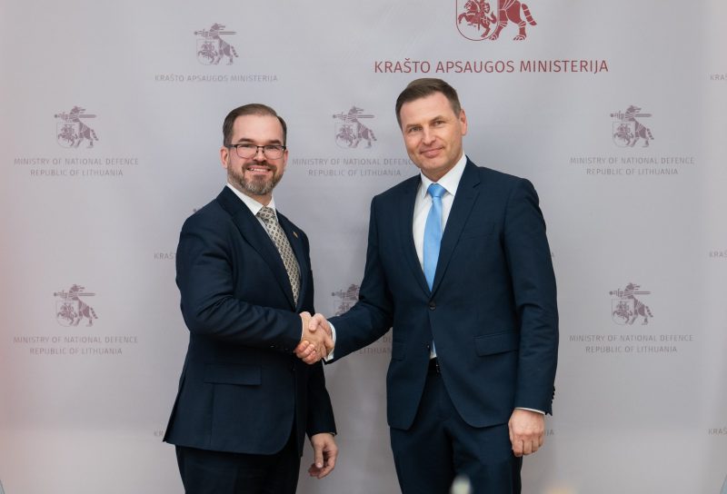 Ministras R. Kaunas: Perėjimas prie tikros oro gynybos turi būti spartesnis