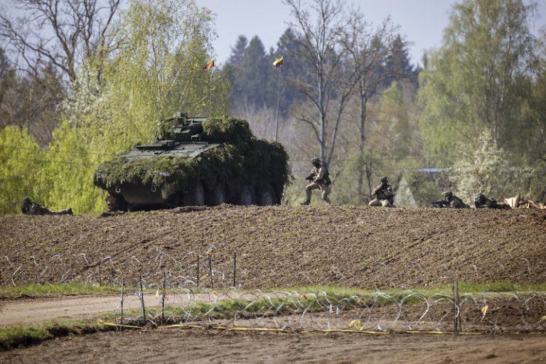 Lietuva prisideda prie sklandaus karinio mobilumo užtikrinimo Europoje