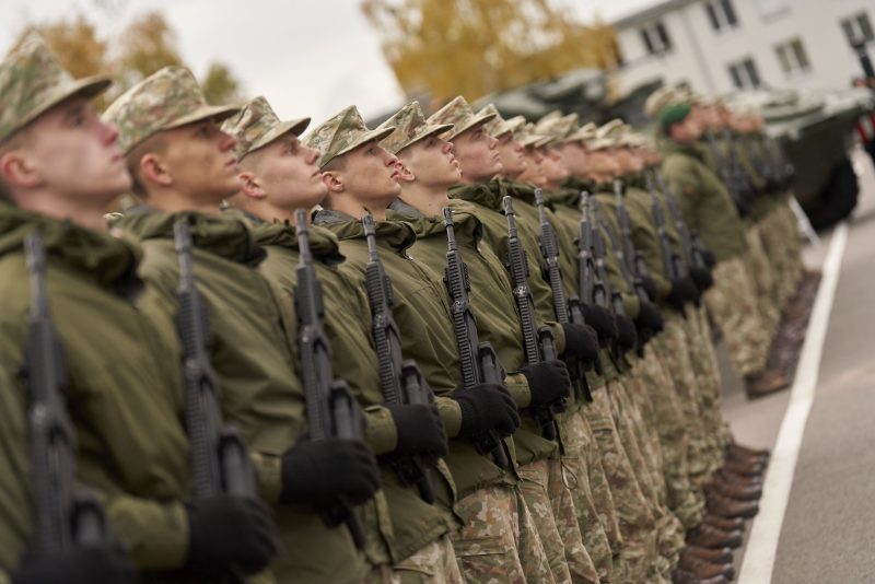 Karo tarnybos patrauklumas: fiksuojamas didžiausias karių skaičiaus augimas per 20 metų