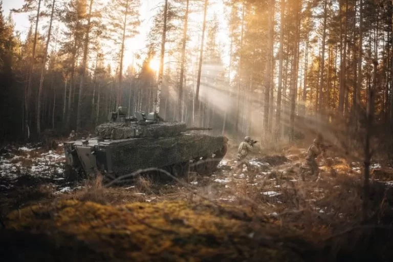 Helsinkyje pasirašytas techninis susitarimas dėl CV90 MkIV „Nordic“ programos
