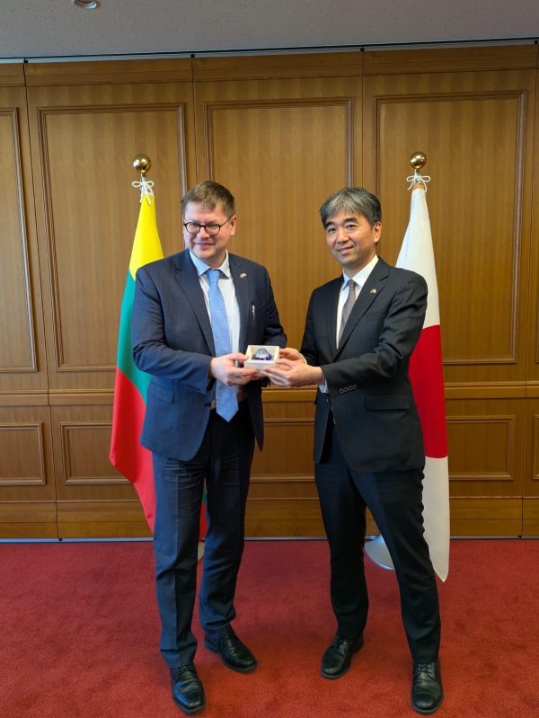  KAM gynybos politikos direktorius Japonijoje: Mūsų saugumo aplinka tampa vis labiau susijusi