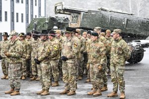  Užtikrinamos geriausios įmanomos sąlygos sąjungininkams Lietuvoje – Pabradėje atidaryta nauja karinė infrastruktūra JAV kariams 