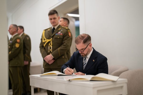  Final respects paid to the Belgian soldier tragically lost in Lithuania