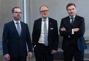  Baltijos šalių gynybos ministrai pasirašė susitarimą dėl bendrosios karinio mobilumo erdvės sukūrimo