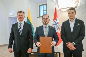  Pasirašytos Rūdninkų karinio miestelio statybų antrojo etapo sutartys