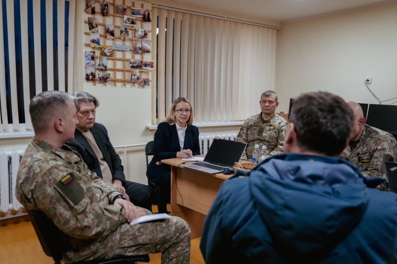 Krašto apsaugos ministerijos priimamasis Kapčiamiestyje: per 3 dienas surengta 70 konsultacijų vietos gyventojams 
