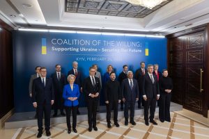  Ministras R. Kaunas po susitikimo su V. Zelenskiu Kyjive: perduodame Ukrainai kritiškai reikalingas raketas