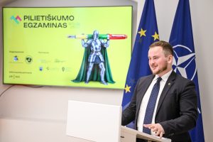  Pilietiškumo mėnesį vainikavo Pilietiškumo egzamino apdovanojimų ceremonija