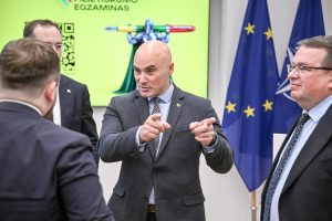  Pilietiškumo mėnesį vainikavo Pilietiškumo egzamino apdovanojimų ceremonija