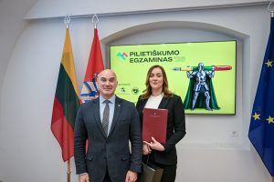 Pilietiškumo mėnesį vainikavo Pilietiškumo egzamino apdovanojimų ceremonija