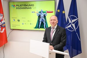  Pilietiškumo mėnesį vainikavo Pilietiškumo egzamino apdovanojimų ceremonija